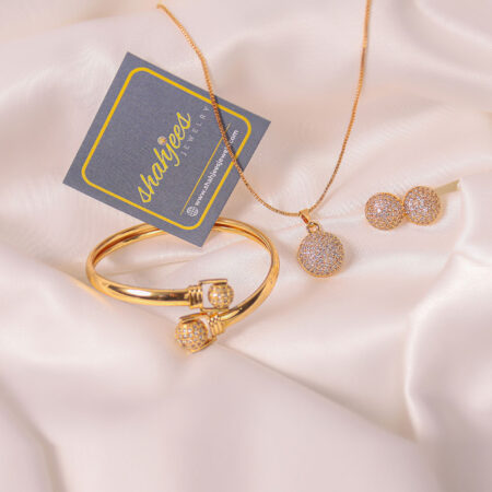18 carat 3 piece set (S95)