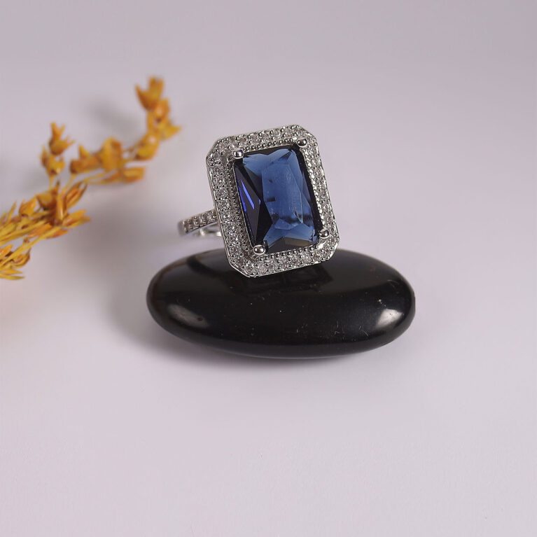 Zircon stone ring (R71)