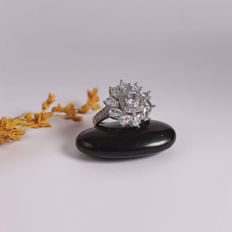 Zircon stone ring (R76)