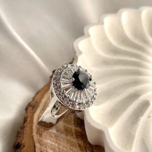 blue zircon ring (B38)