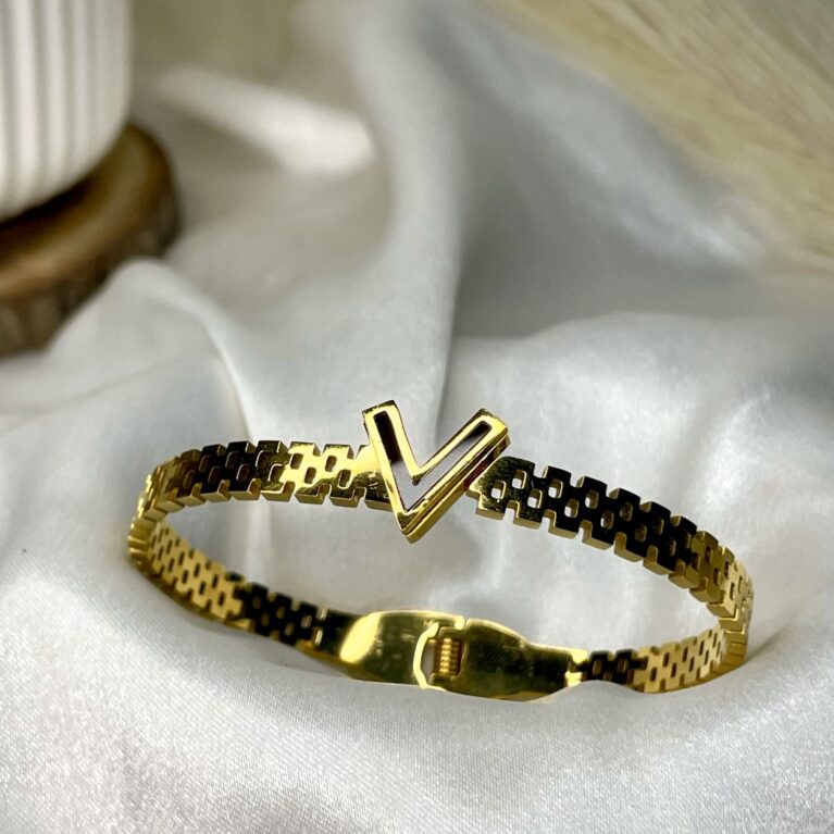 stainless bracelet B24